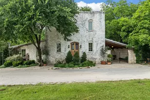 401 E Ave A, Valley Mills, TX 76689 - Photo 1