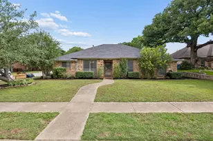 2128 N Aspenwood Dr, Grapevine, TX 76051 - Photo 1
