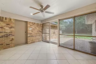 2128 N Aspenwood Dr, Grapevine, TX 76051 - Photo 3
