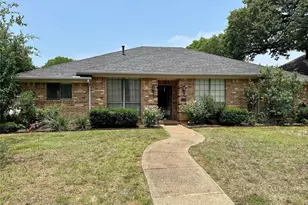 2128 N Aspenwood Dr, Grapevine, TX 76051 - Photo 1