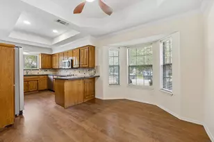 2128 N Aspenwood Dr, Grapevine, TX 76051 - Photo 11