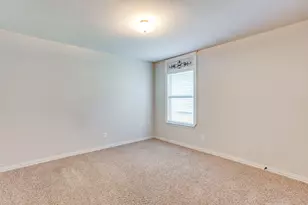 400 Hudson Ln, Burleson, TX 76028 - Photo 33