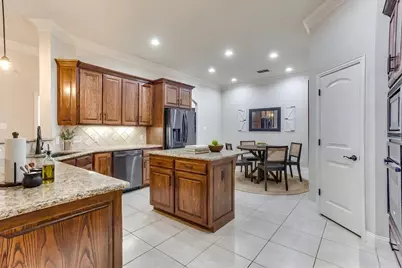 400 Hudson Lane, Burleson, TX 76028 - Photo 3