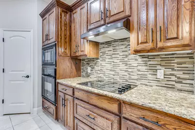400 Hudson Lane, Burleson, TX 76028 - Photo 7