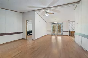 130 Meadowview Ln, Point, TX 75472 - Photo 7