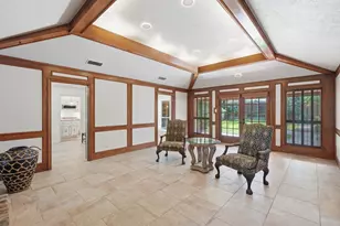 9435 Spring Hollow Dr, Dallas, TX 75243 - Photo 13
