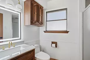 9435 Spring Hollow Dr, Dallas, TX 75243 - Photo 21
