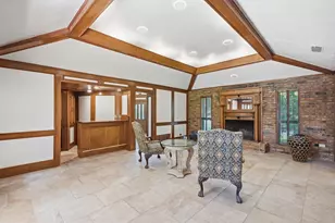 9435 Spring Hollow Dr, Dallas, TX 75243 - Photo 3