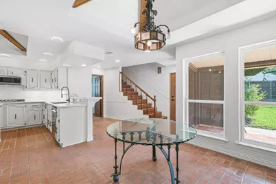 9435 Spring Hollow Drive, Dallas, TX 75243 - Photo 17
