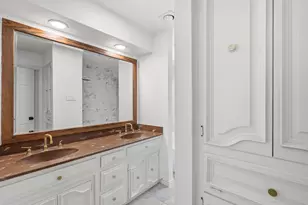 9435 Spring Hollow Dr, Dallas, TX 75243 - Photo 27