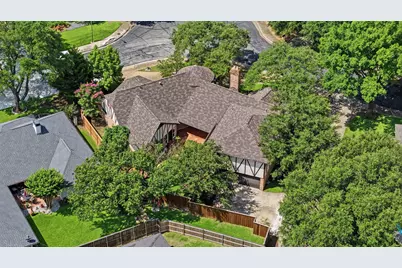 9435 Spring Hollow Drive, Dallas, TX 75243 - Photo 35