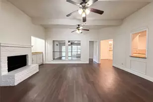 2005 N Arbor Rose Dr, Grand Prairie, TX 75050 - Photo 3