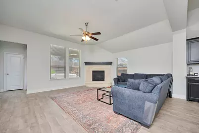 6149 Cobbetts Pond Lane, Fort Worth, TX 76179 - Photo 21