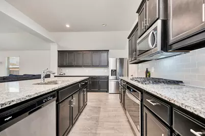 6149 Cobbetts Pond Lane, Fort Worth, TX 76179 - Photo 19