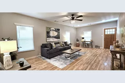 327 E Hull Street, Denison, TX 75021 - Photo 5