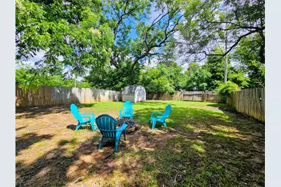 327 E Hull Street, Denison, TX 75021 - Photo 35
