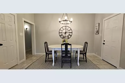 327 E Hull Street, Denison, TX 75021 - Photo 9