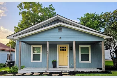 327 E Hull Street, Denison, TX 75021 - Photo 1