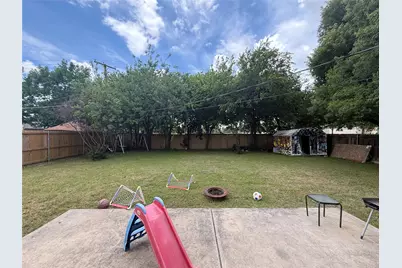 3029 Lisetta Street, Grand Prairie, TX 75052 - Photo 3