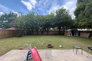 3029 Lisetta St, Grand Prairie, TX 75052 - Photo 3