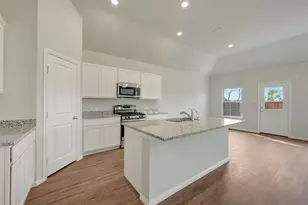 3212 Kingdom Dr, Denton, TX 76208 - Photo 3