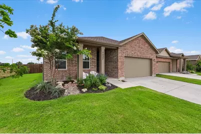 1537 Shadow Hawk Drive, Fort Worth, TX 76052 - Photo 3