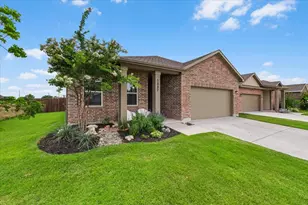 1537 Shadow Hawk Dr, Fort Worth, TX 76052 - Photo 3