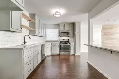 213 Jayellen Avenue, Burleson, TX 76028 - Photo 7