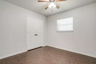213 Jayellen Avenue, Burleson, TX 76028 - Photo 11
