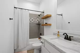 924 Rodgers Ave, Godley, TX 76044 - Photo 17