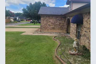 4100 Longleaf Lane, Fort Worth, TX 76137 - Photo 3