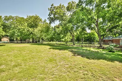 1147 W Frey Street, Stephenville, TX 76401 - Photo 35