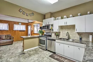 1147 W Frey St, Stephenville, TX 76401 - Photo 3