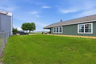 110 Highview Rd, Ennis, TX 75119 - Photo 33