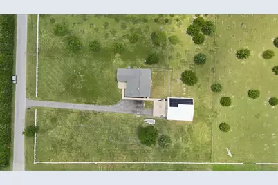110 Highview Road, Ennis, TX 75119 - Photo 35