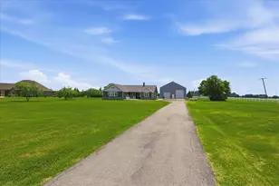 110 Highview Rd, Ennis, TX 75119 - Photo 39