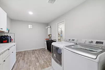 110 Highview Road, Ennis, TX 75119 - Photo 17