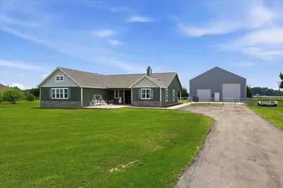 110 Highview Road, Ennis, TX 75119 - Photo 1