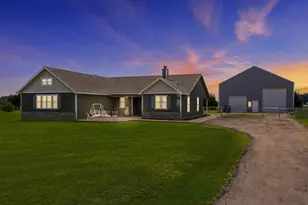 110 Highview Rd, Ennis, TX 75119 - Photo 3