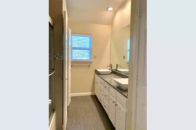 1410 Indian Lake Trail, Carrollton, TX 75007 - Photo 13
