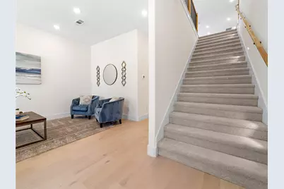 426 Martinique Avenue, Dallas, TX 75223 - Photo 9