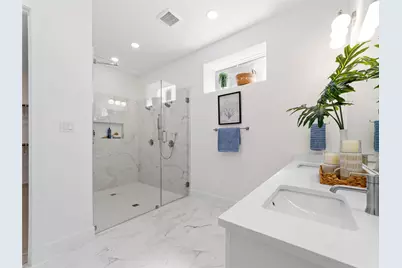 426 Martinique Avenue, Dallas, TX 75223 - Photo 23