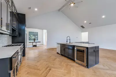 3221 S Glenbrook Drive, Garland, TX 75041 - Photo 9