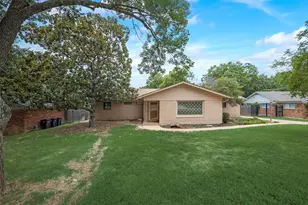 5700 Wessex Ave, Fort Worth, TX 76133 - Photo 1