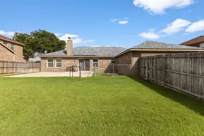2131 Candace Drive, Lancaster, TX 75146 - Photo 21