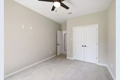 304 Evans Street, Cleburne, TX 76031 - Photo 19