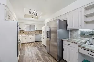 3314 Creekbend Dr, Garland, TX 75044 - Photo 5