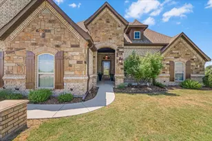 332 Antler Ridge Dr, Azle, TX 76020 - Photo 3