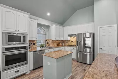 9109 Hogan Drive, Rowlett, TX 75089 - Photo 9