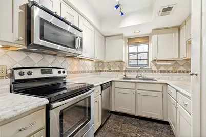 3635 Garden Brook Drive #14100, Farmers Branch, TX 75234 - Photo 5